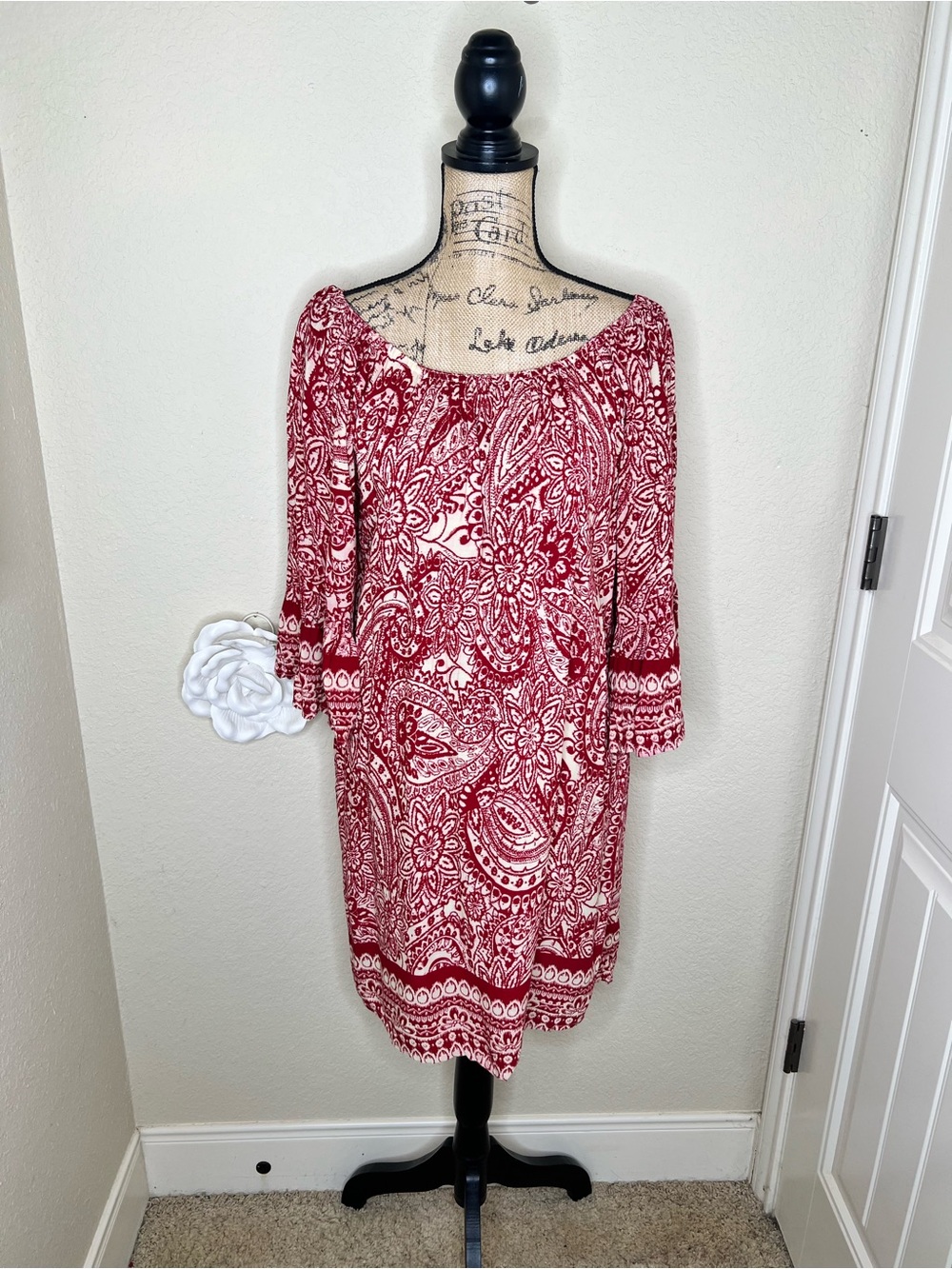 NTM: Umgee Red White Paisley Boho Shift Dress Bell Sleeve Knee Length Medium